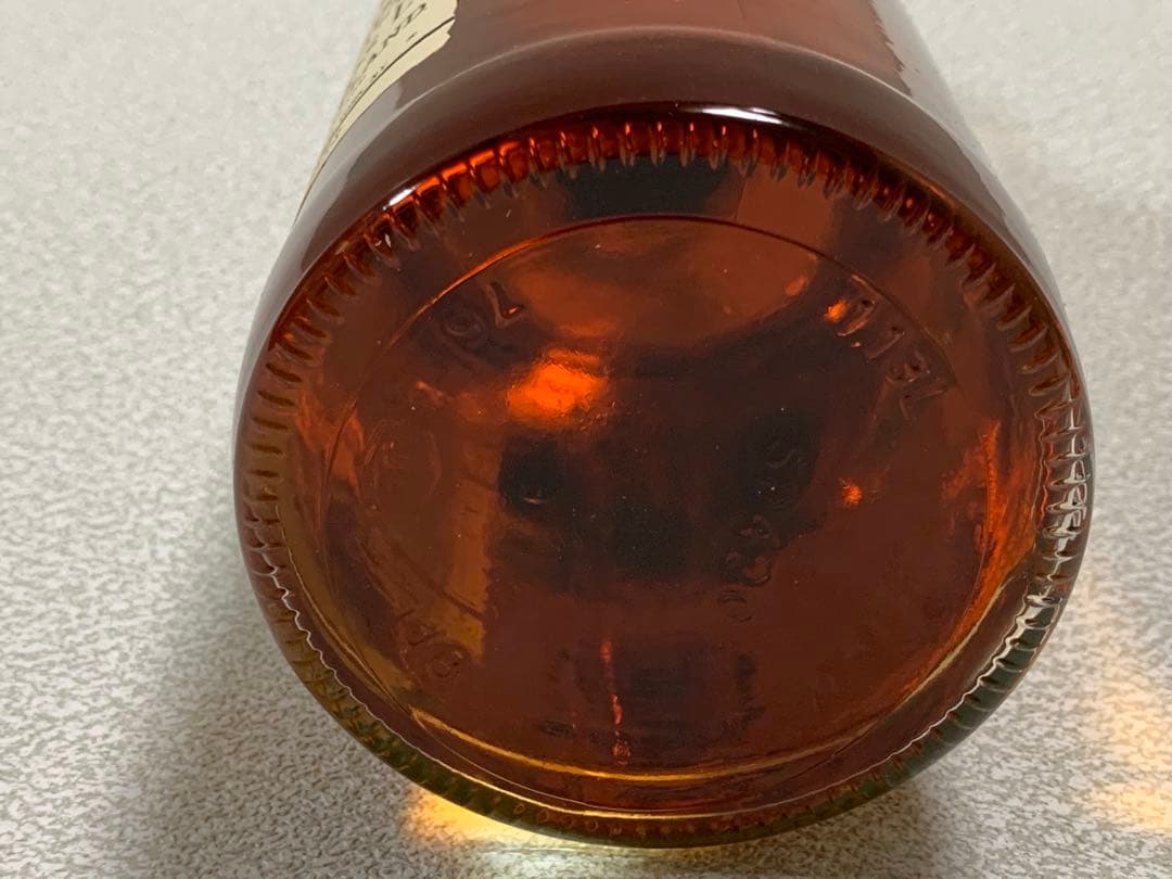 ★未開栓 デュワーズ ホワイトラベル ウイスキー 旧ボトル 黒紋章 白キャップ