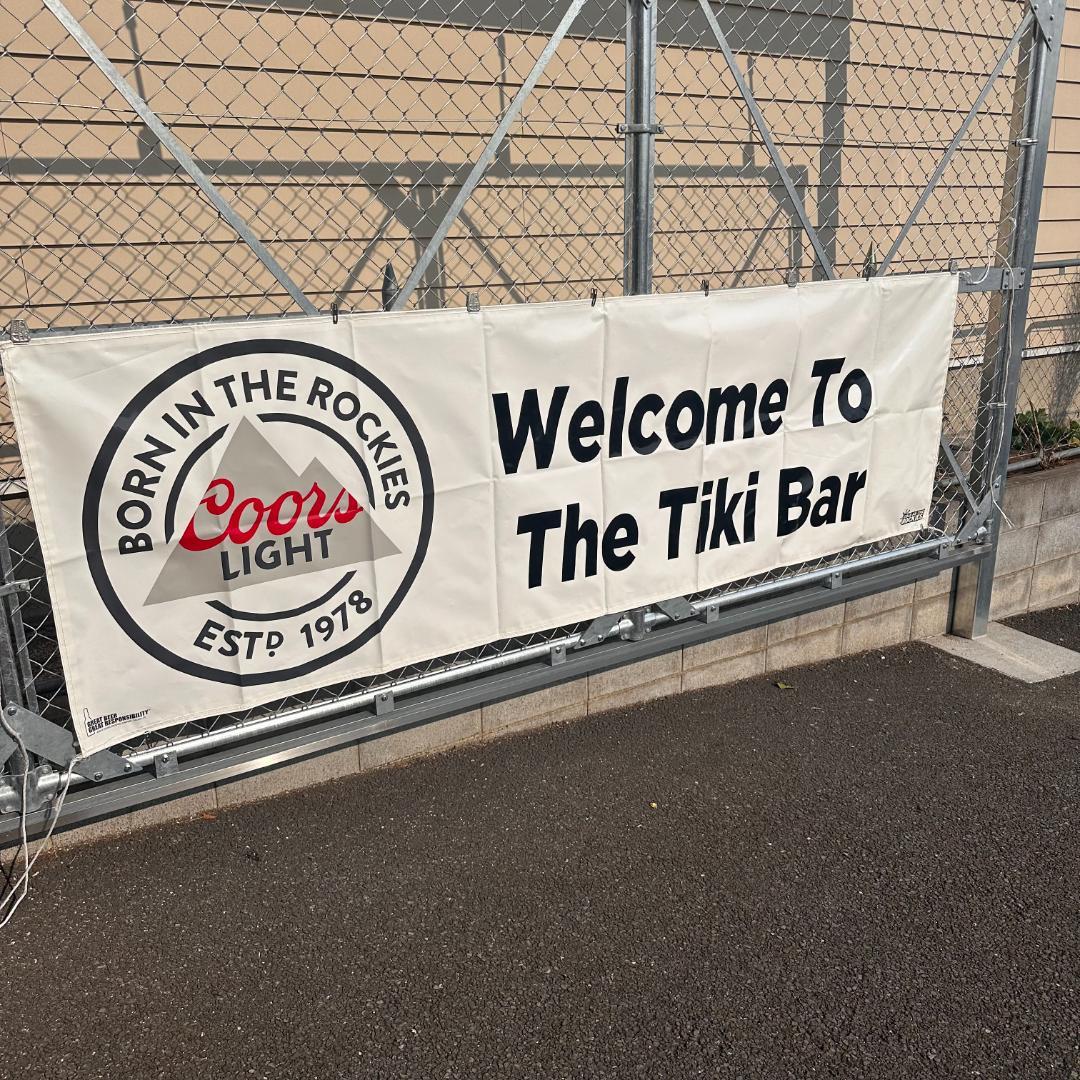 Coors LIGHT バナー ／アメリカンビール販促アイテム