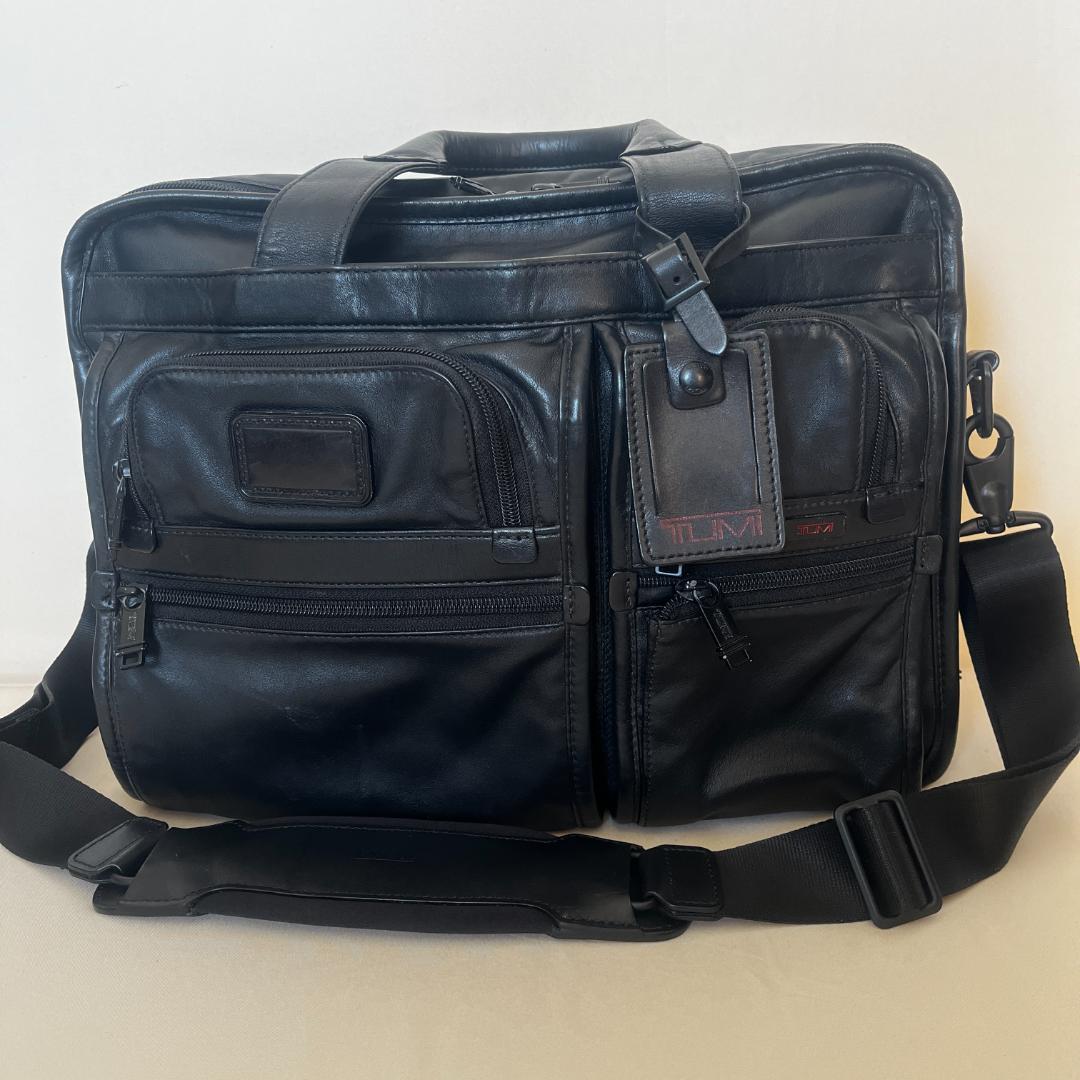 TUMI エクスパンダブル・オーガナイザー・ラップトップ・ブリーフ トゥミ