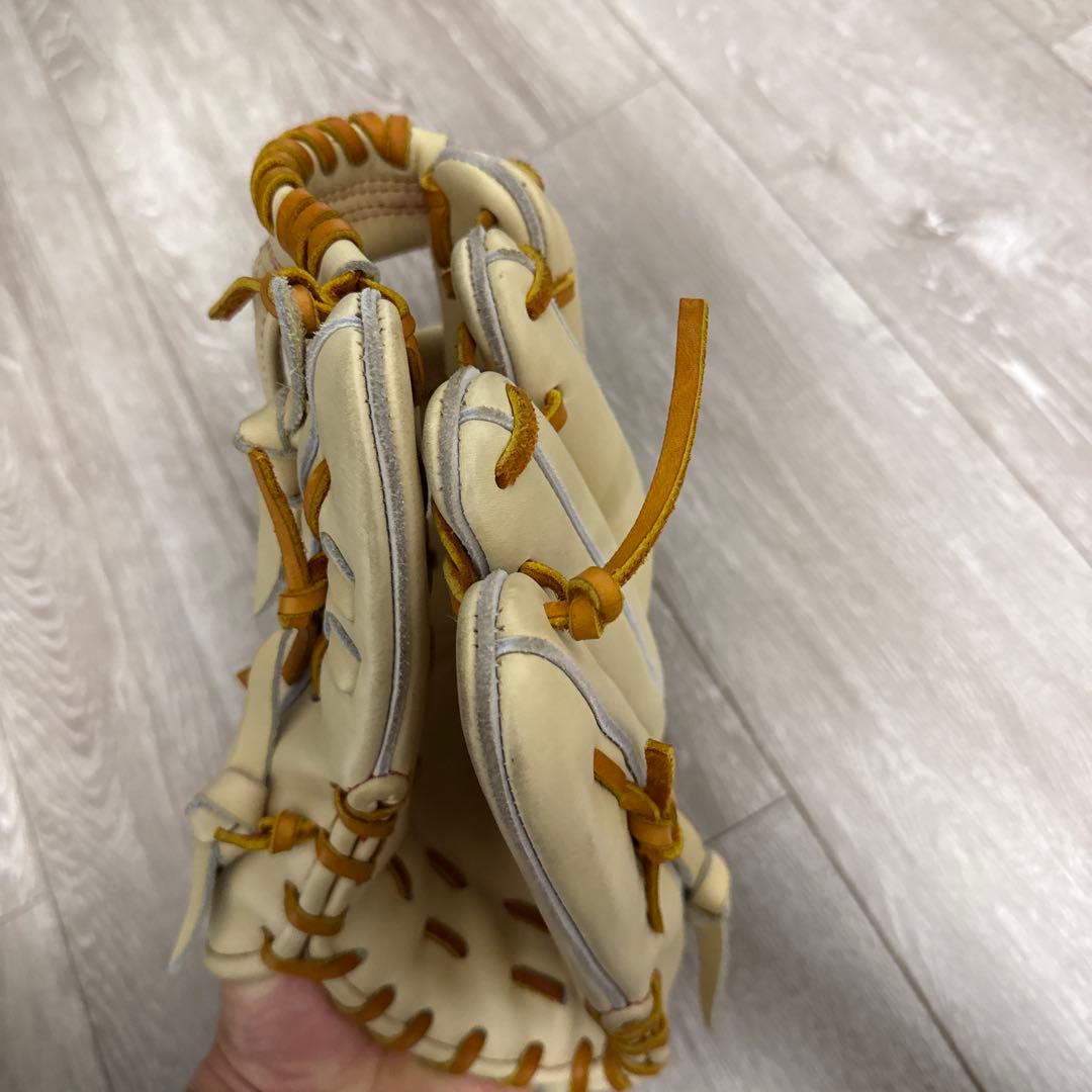 Mizuno Pro Classic 軟式グローブ クリーム色