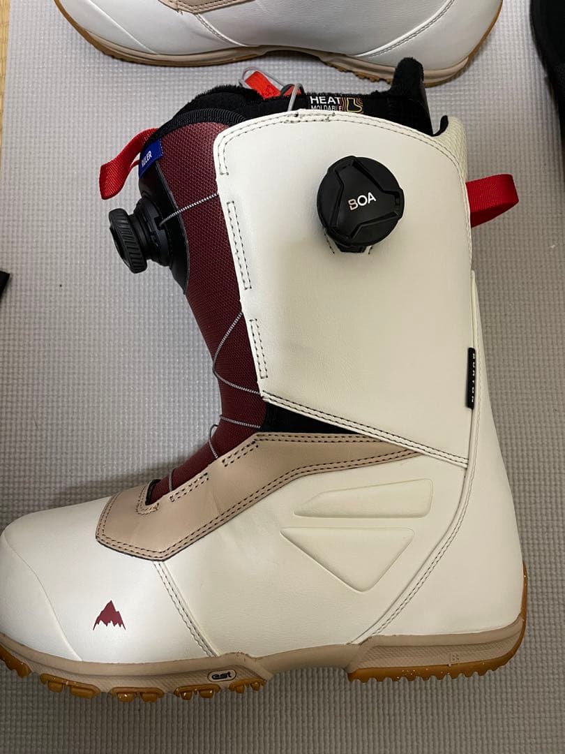 Burton BOAシステム付きスノーボードブーツ