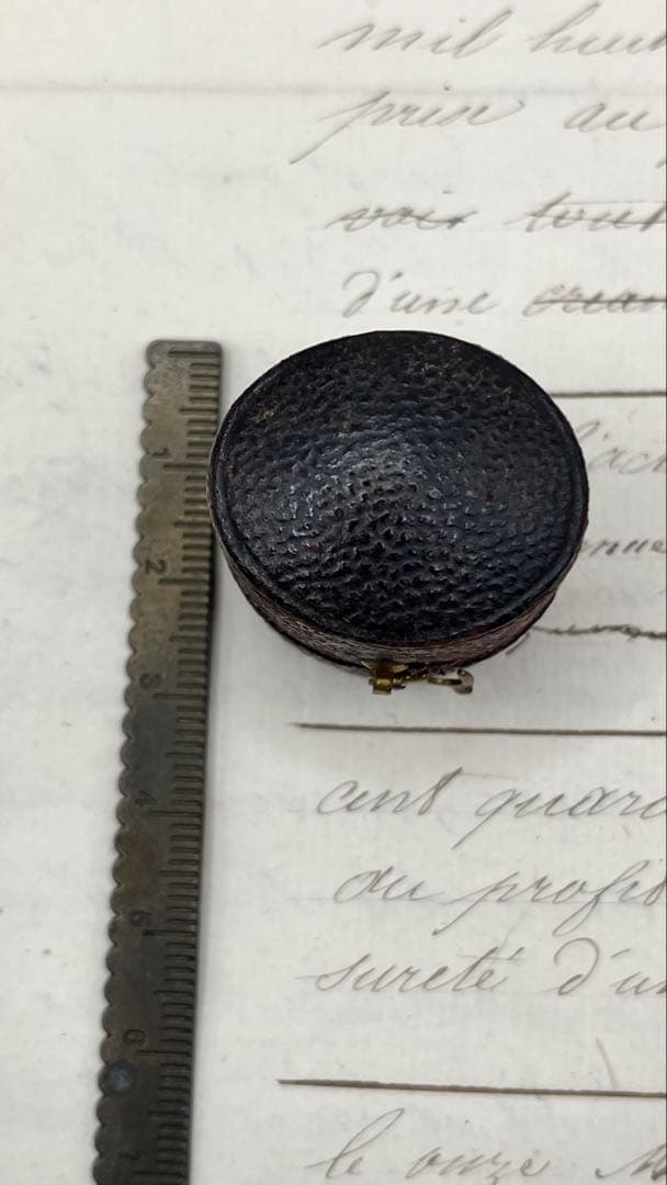 英国アンティークジュエリーボックス レザーラウンドボックス 1900年頃