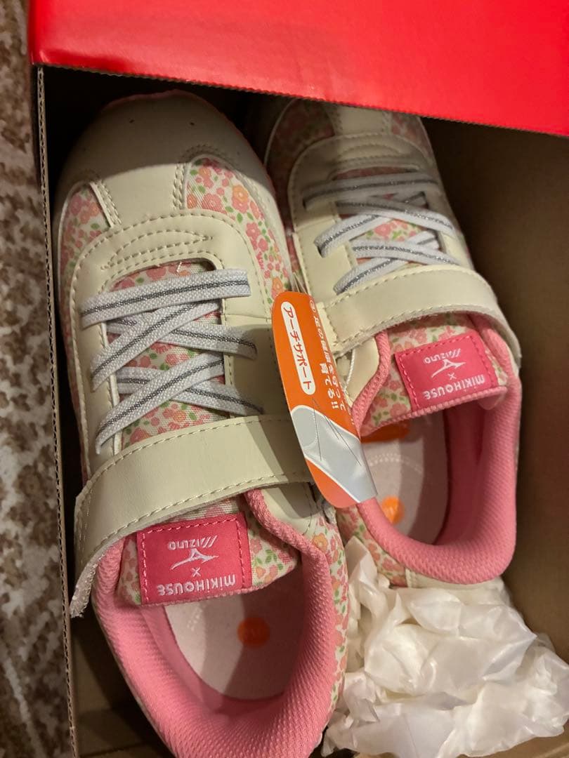 うるる様お値下げしました。 未使用　箱入り　ミキハウス　スニーカー 21センチ