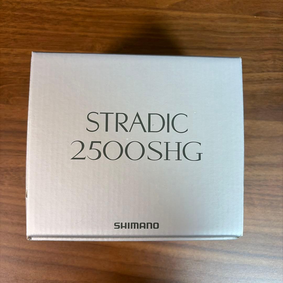 SHIMANO STRADIC 2500SHG スピニングリール