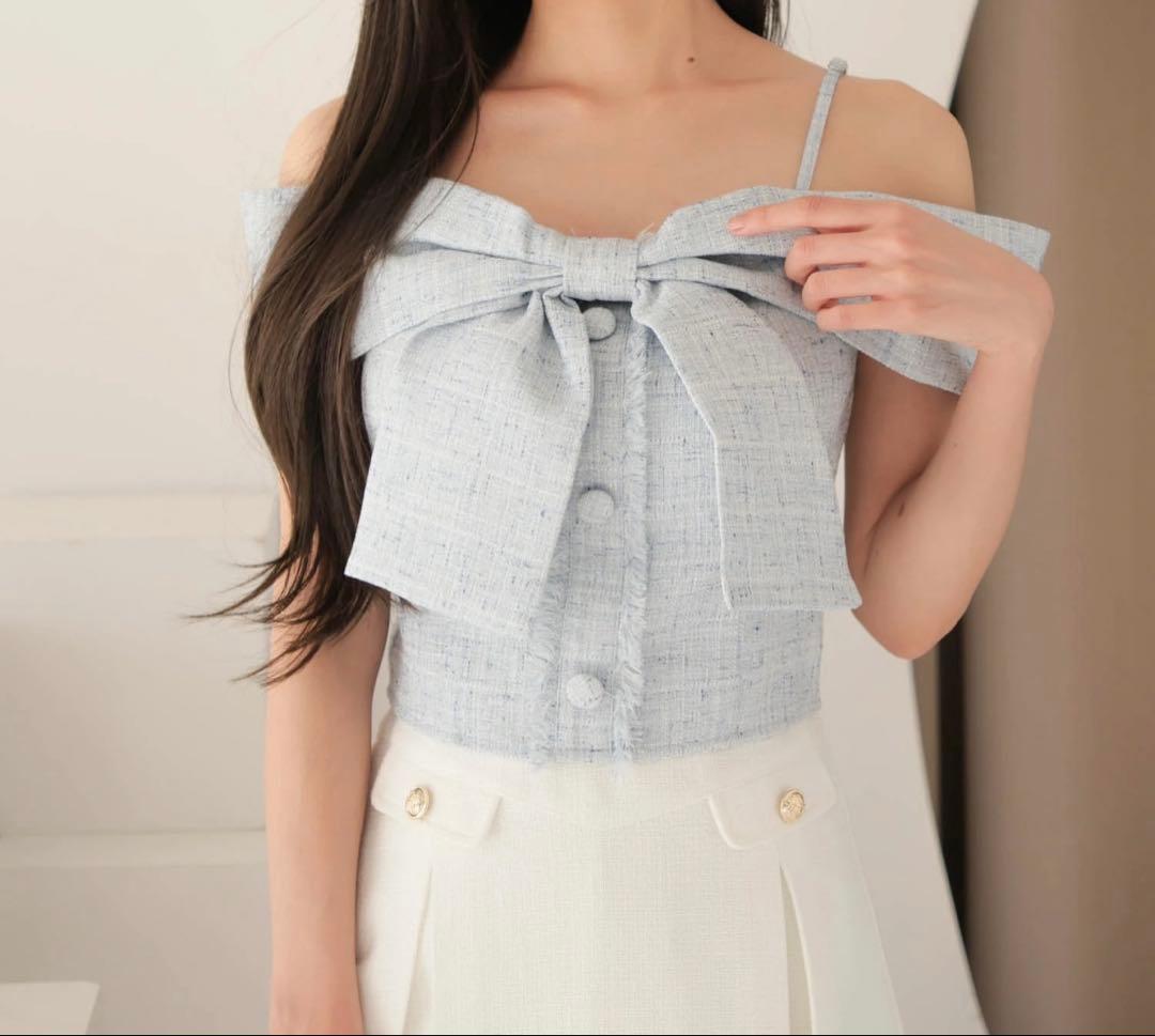 LIP SERVICE ツイードリボンオフショルトップス