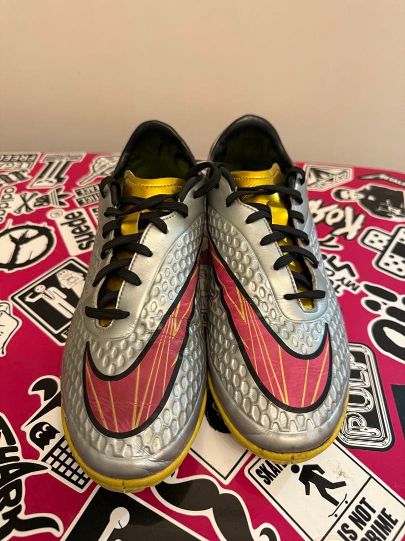 NIKE ナイキ　ハイパーヴェノムフェロンネイマールモデル