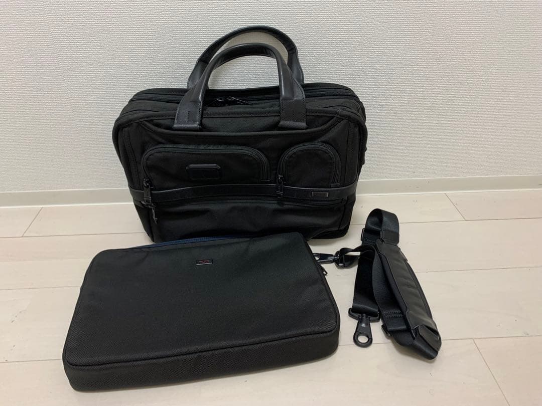 TUMI ビジネスバッグ 26141D2