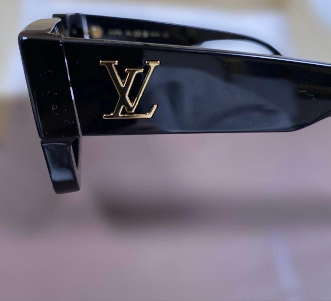 R*様 レア Louis Vuitton ブラック サングラス