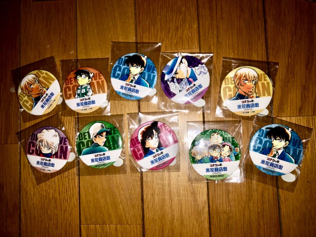 レア　コナン　鳥取限定　缶バッジ　アクリルスタンド　アクリルキーホルダー　18点