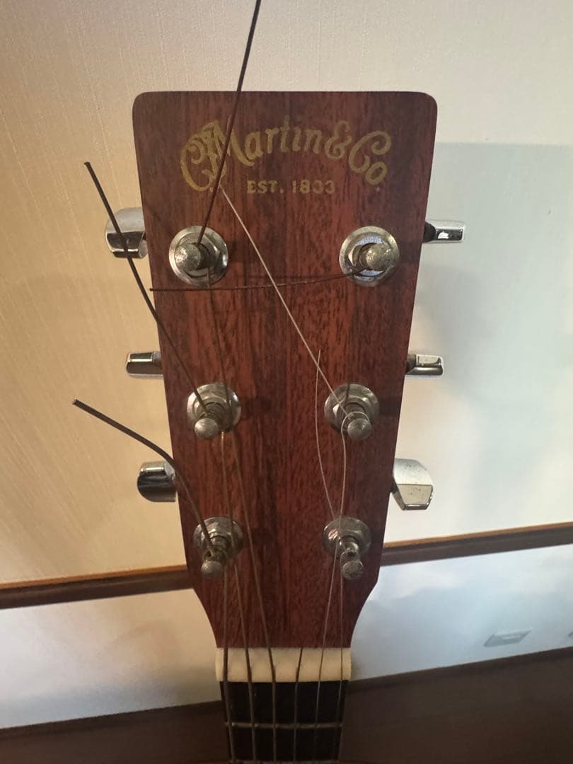 マーティン　martin アコースチックギター　000X1