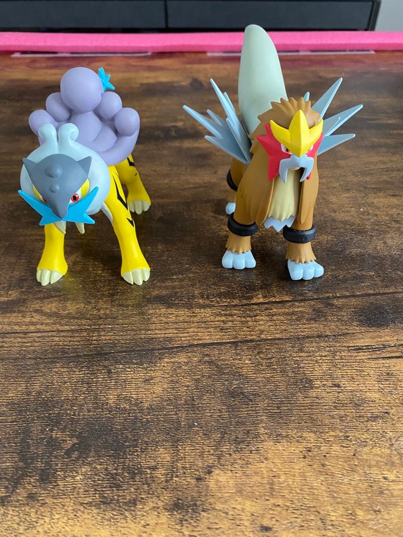 ポケモンスケールワールド　エンテイ　ライコウ