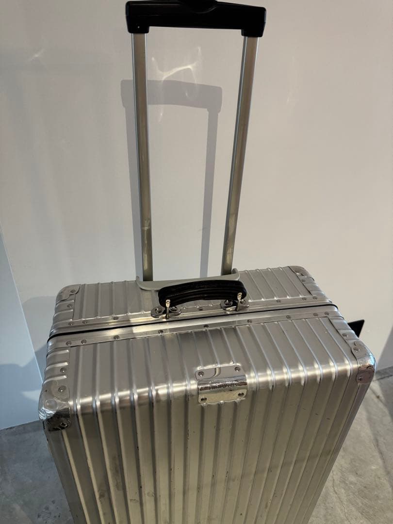 リモワクラシックチェックイン 83L4輪- シルバー 大谷量