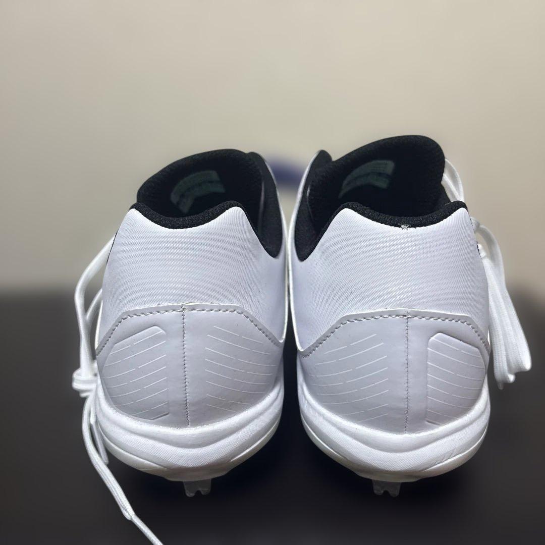 ★値下げしました★ミズノ　スパイク　ライトレボバディー2 27.5