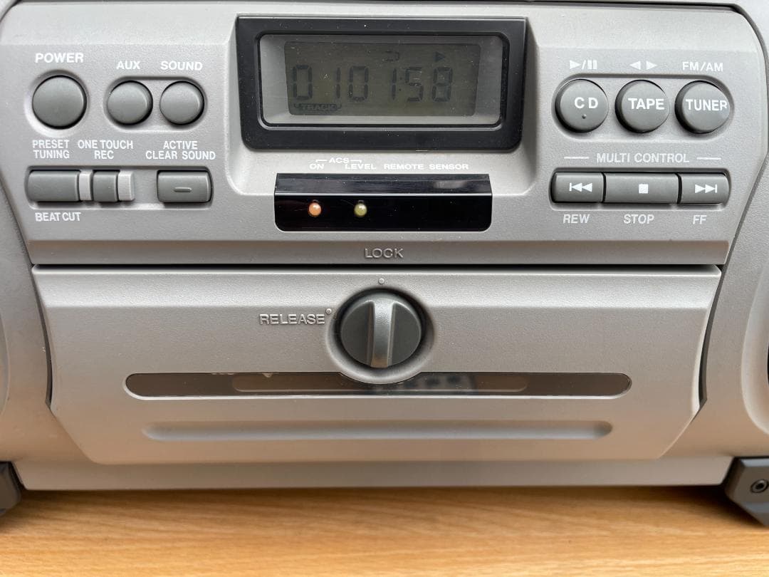 □Victor ビクター「RV-X70」超大型ラジカセ　通電確認済み