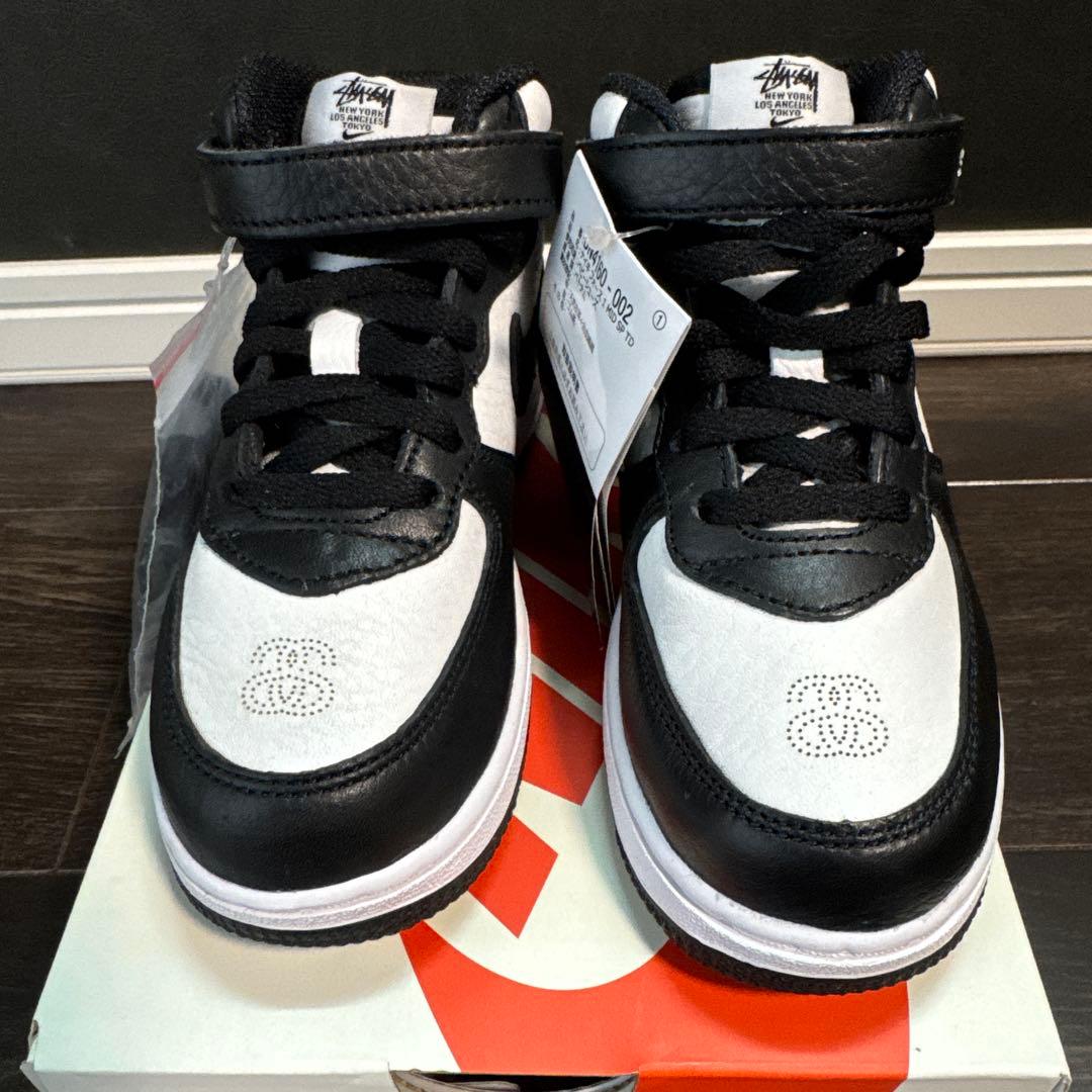 Nike Stussy Air Force 1 Mid キッズスニーカー