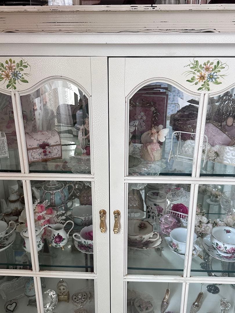 フローラ花柄ガラスキャビネット/ロココ調/お姫様白家具/クラック塗装