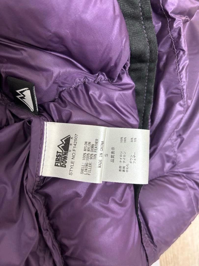 FIRST DOWN ライトバブルダウンジャケット