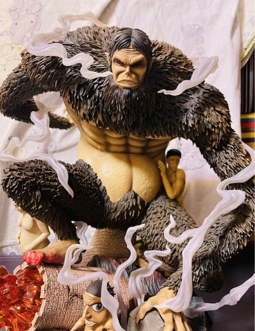 進撃の巨人 獣の巨人 ガレージキット ガレキ スタチュー①