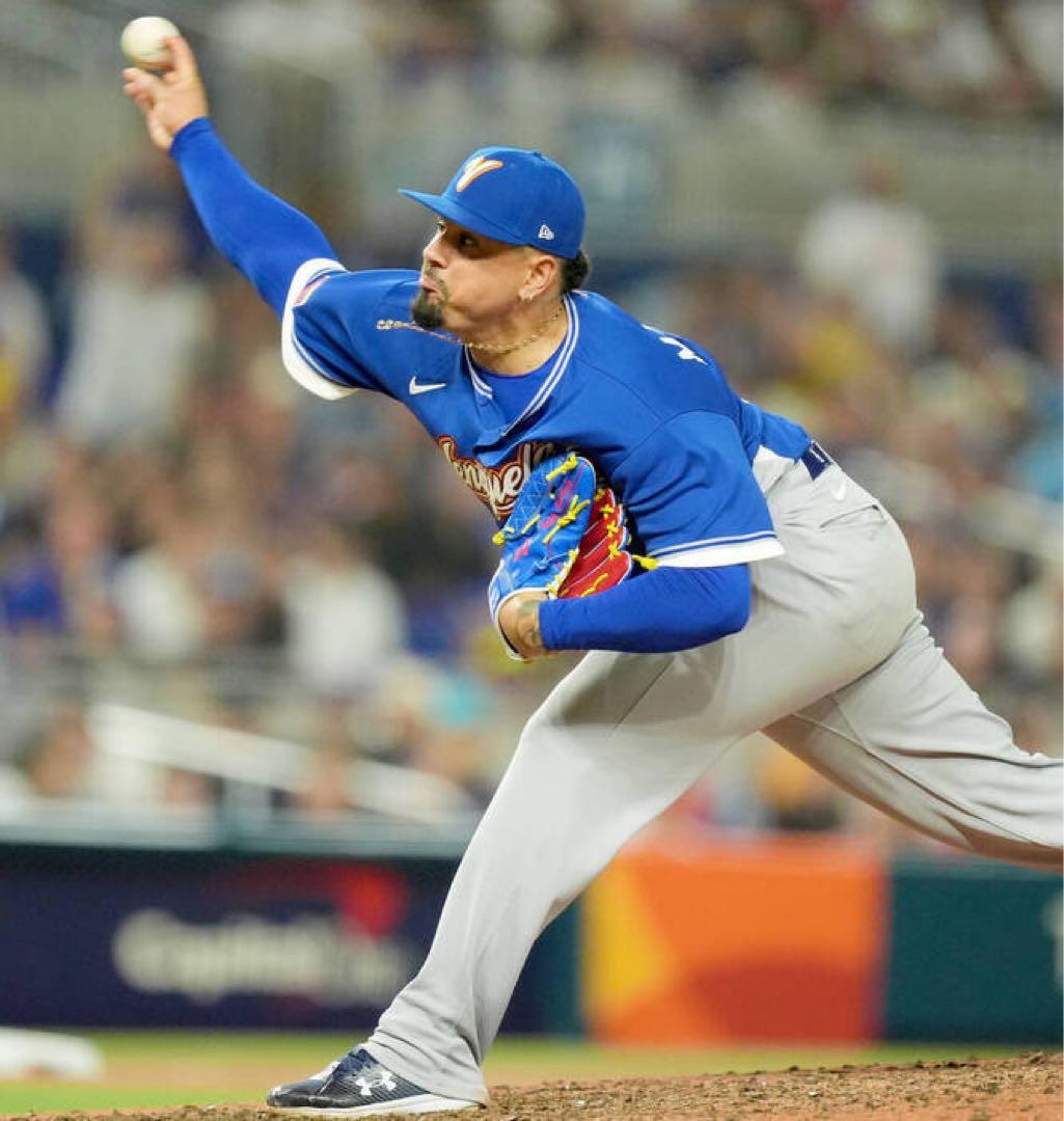 オリックスバファローズ　マチャド選手おりっこデー直筆サインユニフォームLサイズ