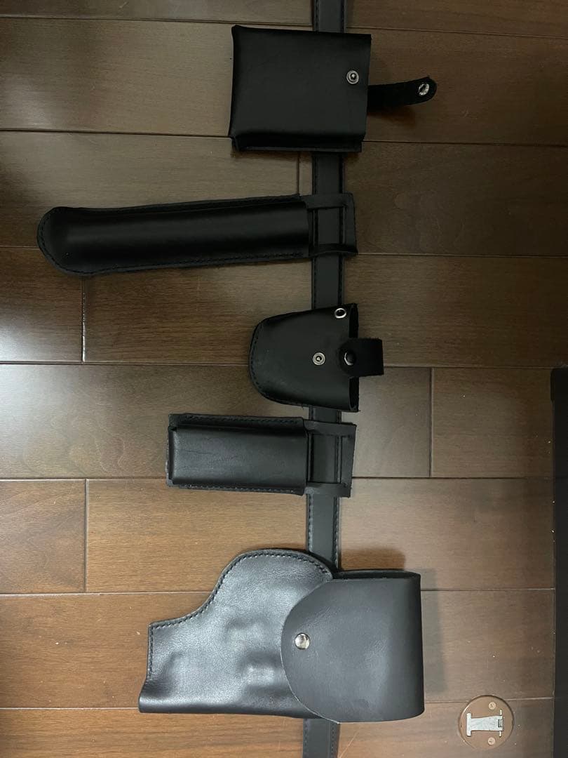 ブラックレザー　ホルスター ベルト付き　警察風
