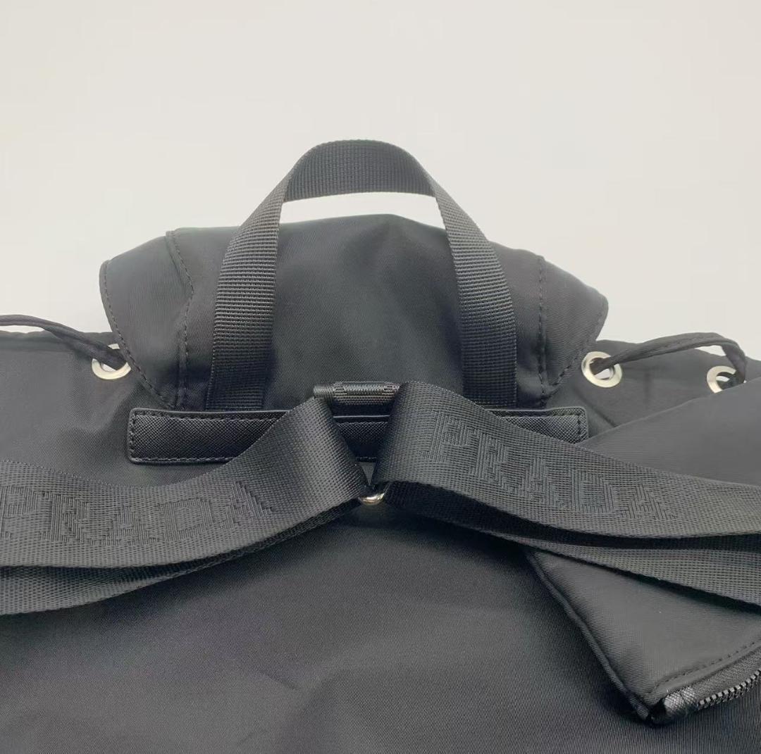PRADA ブラック リュック・バックパック