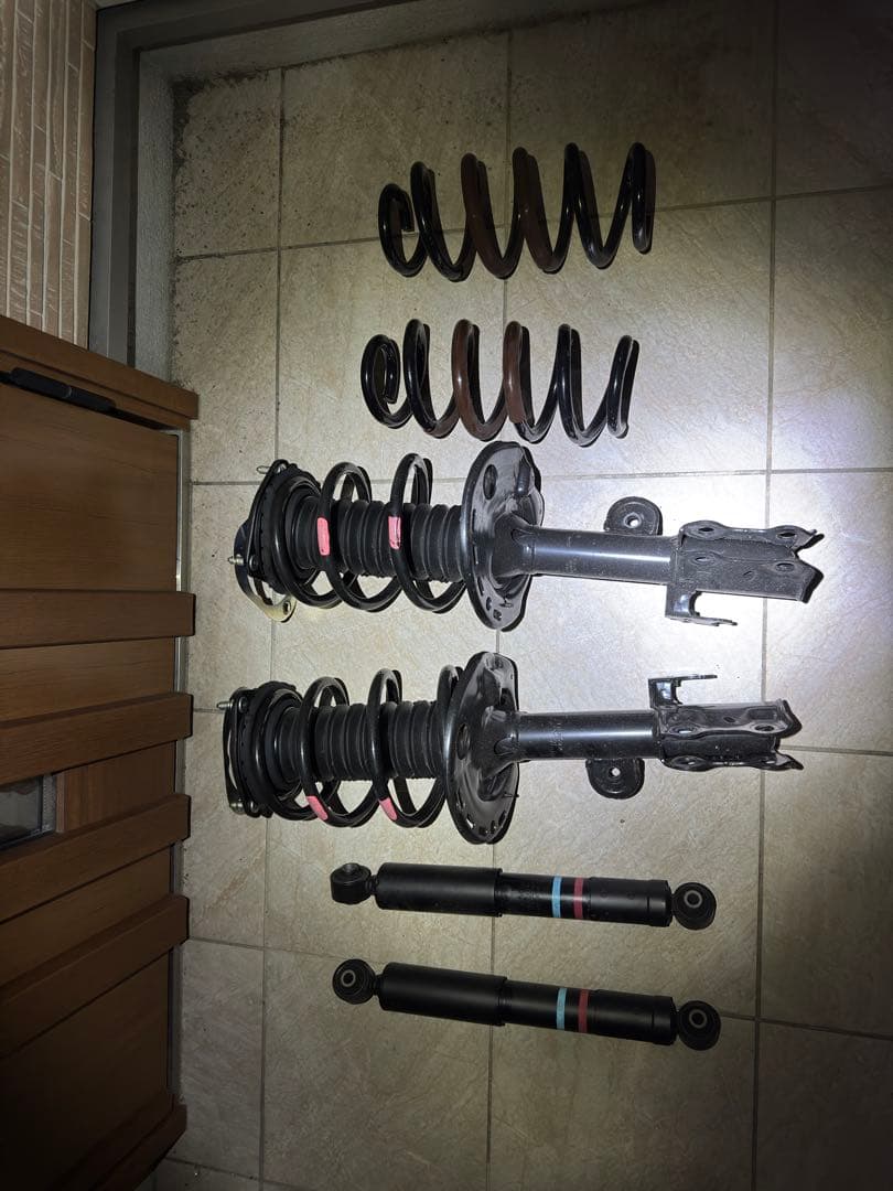 マーサ トヨタ ハリアー　（60）系後期純正サスペンション（前後セット）