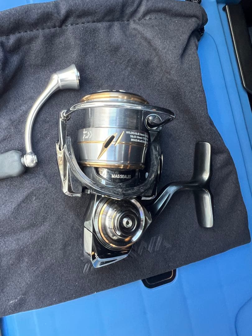 DAIWA LUVIAS FC LT 2500S スピニングリール
