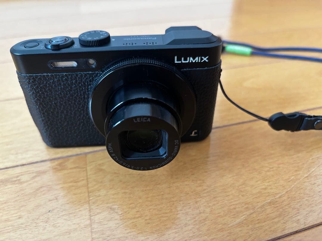 Panasonic LUMIX DMC LF1 (バッテリーなし)