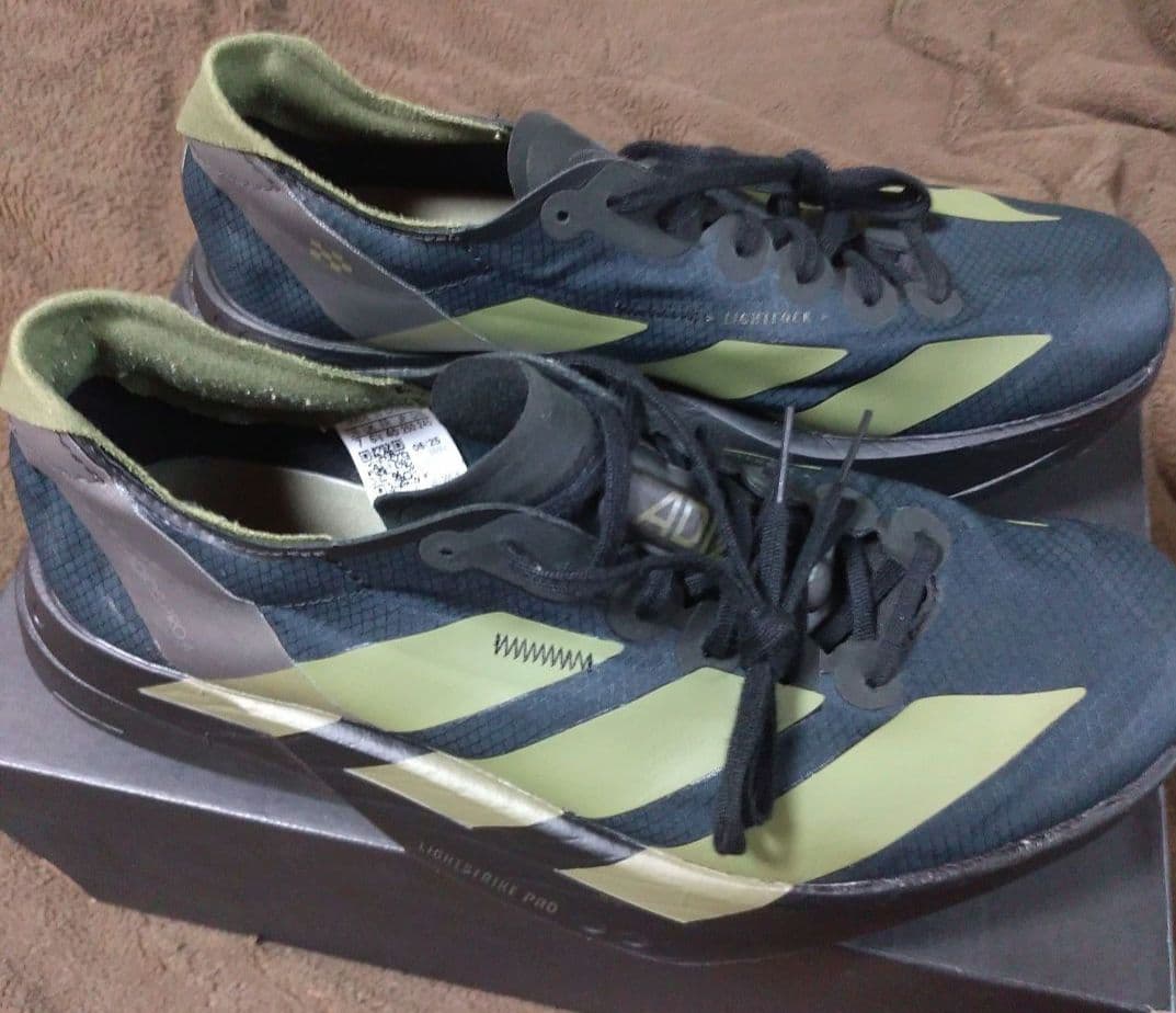 アディオス　アディオスプロ4M　25.0