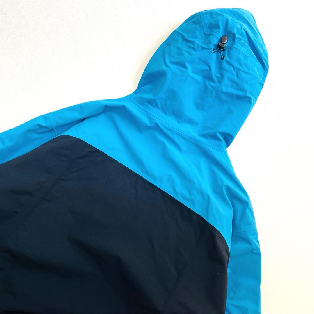 6683 バートン　ak ジャケット　ゴアテックス　３色切替デザイン　スノボ