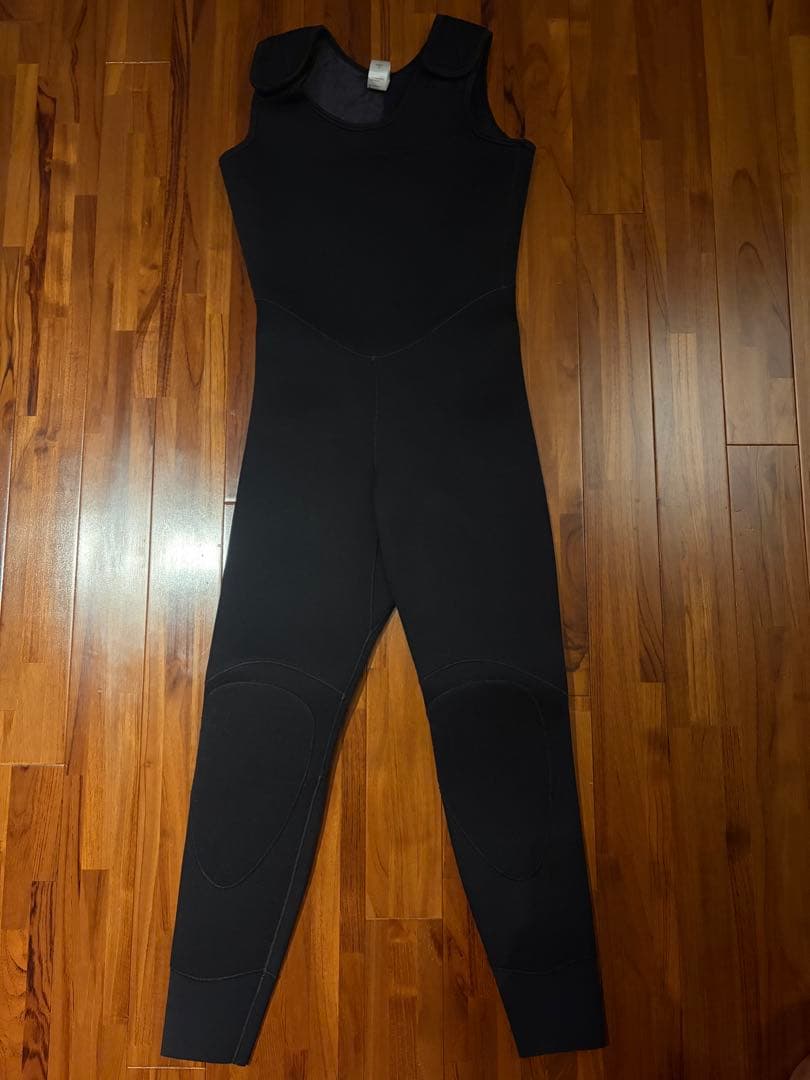 【値下げしました】ウェットスーツ5mm 2ピース　裏起毛