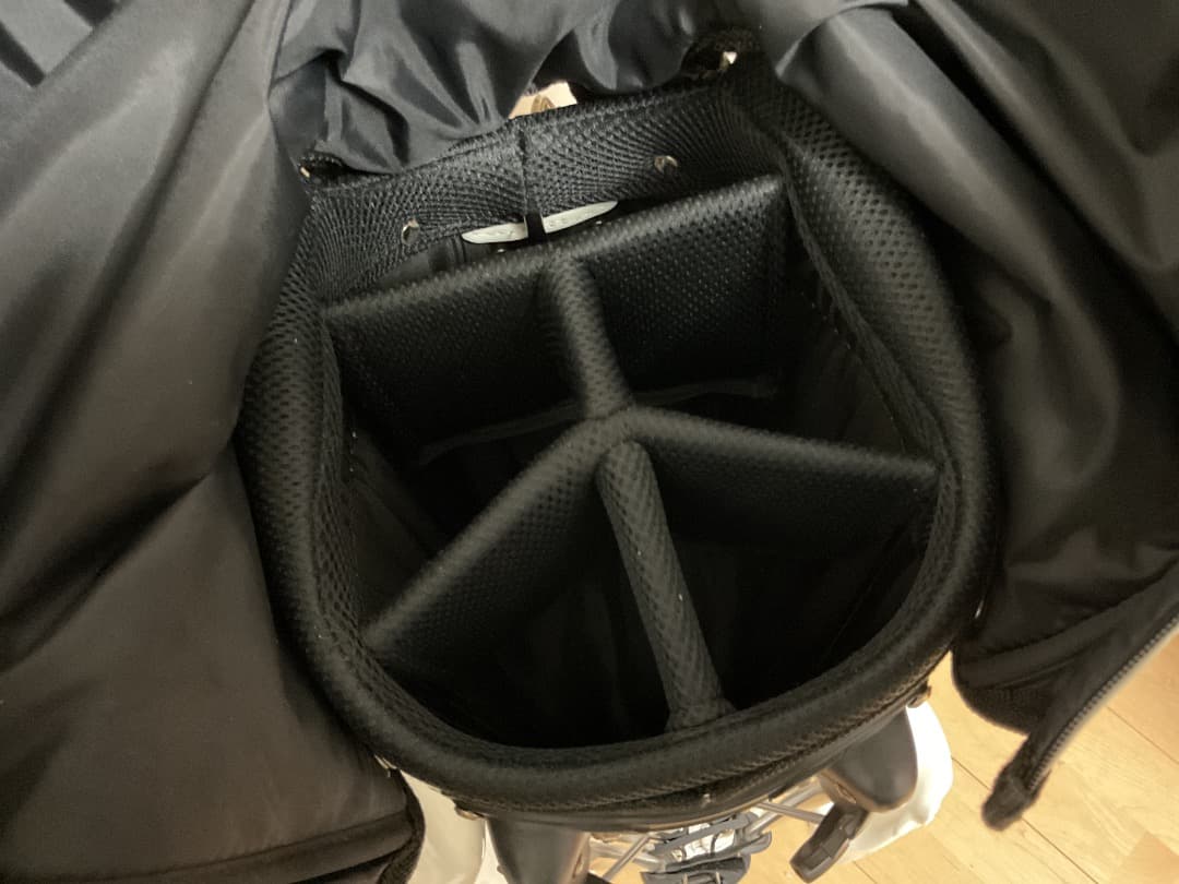 and per se アンパスィ　キャディバッグ　スタンド式　エナメル