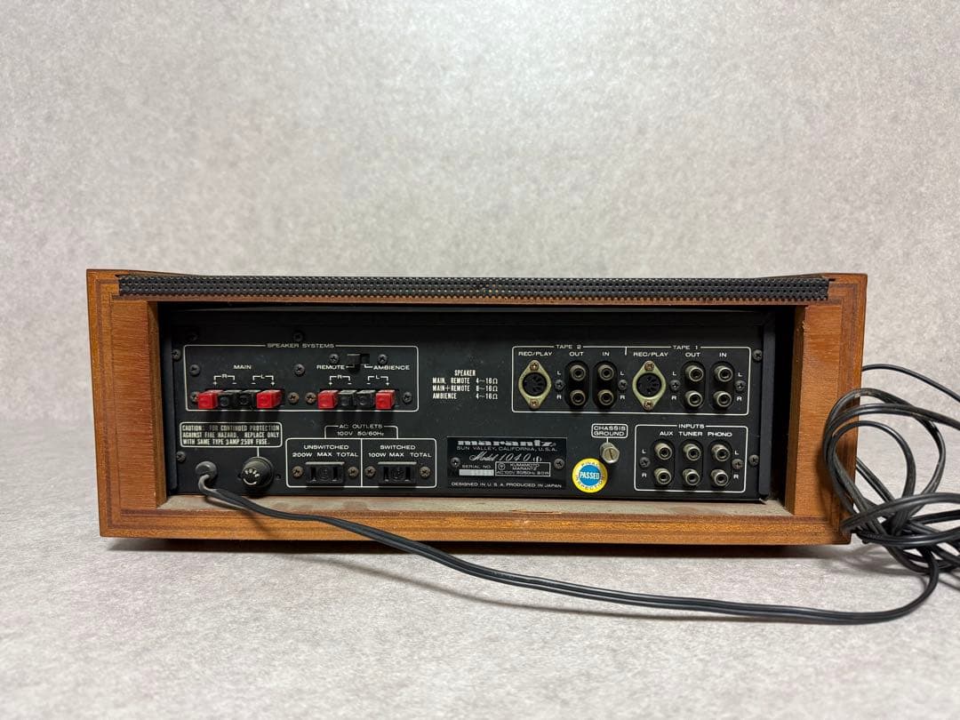 プリメインアンプ Marantz マランツ Model 1040 ウッドケース付
