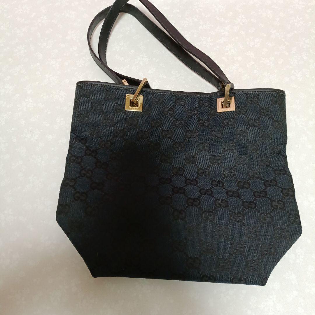 GUCCIバケツ型バッグ