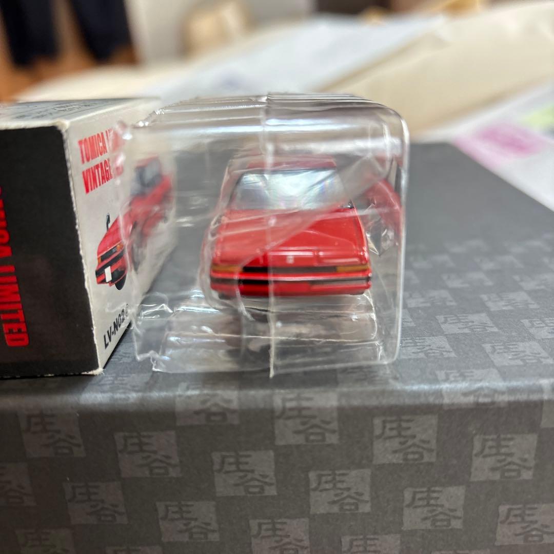 TOMICA LIMITED VINTAGE NEO ２台