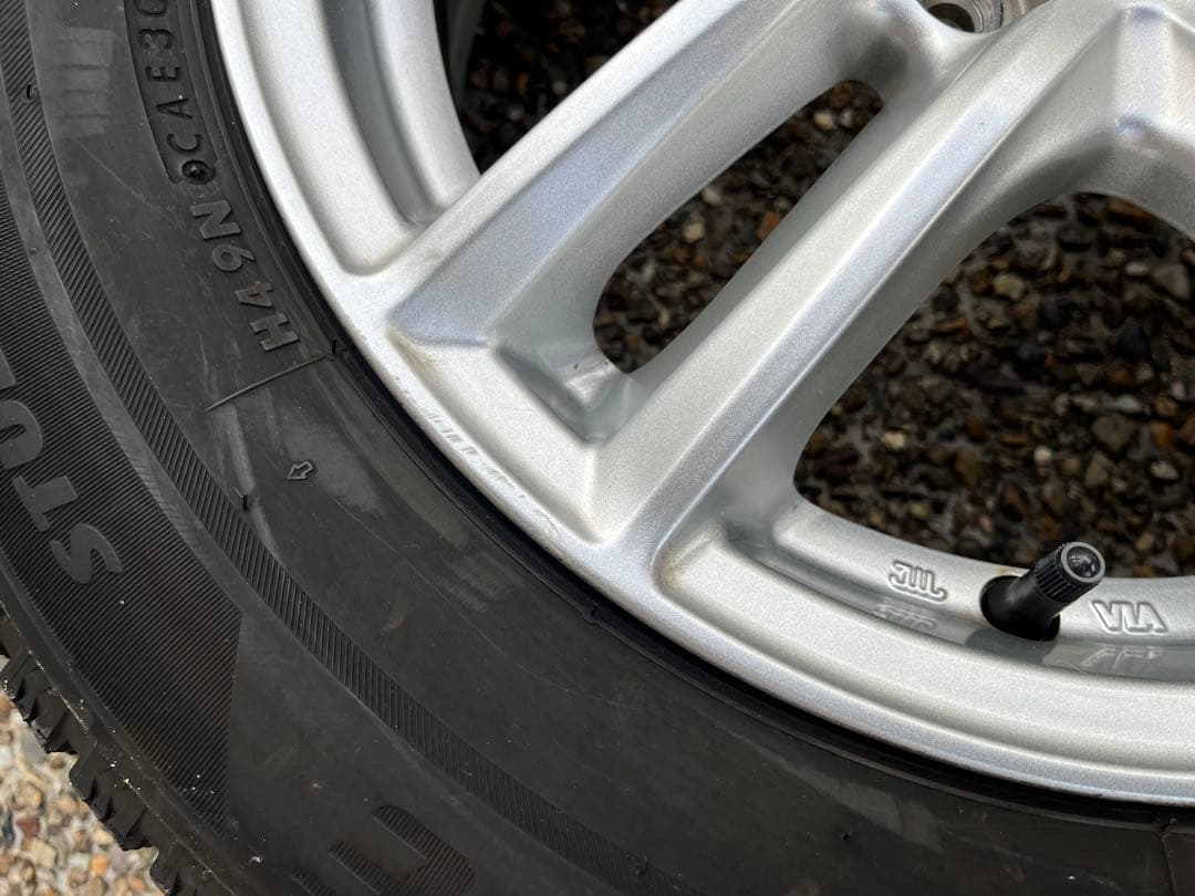 ブリヂストン バルミナ ブリザック スタッドレスセット195/65R15