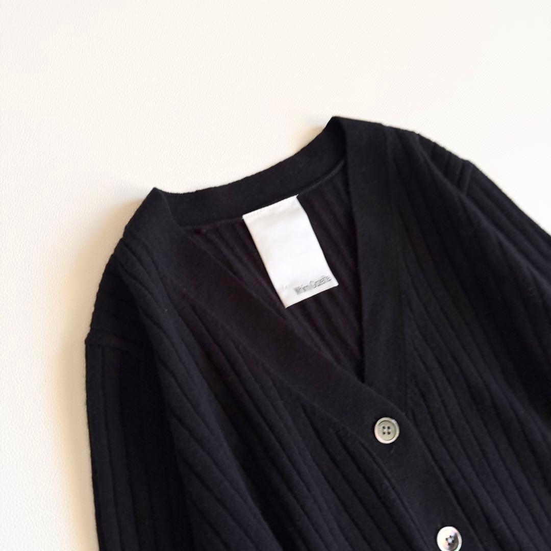 【ウィムガゼット】ウール カシミヤ混 リブVネックカーディガン 黒 リブ