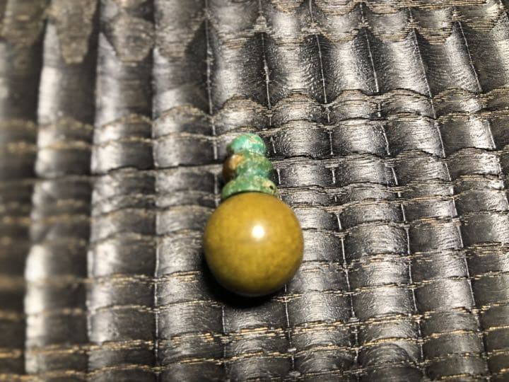 アンティーク　チベタンターコイズ　数珠珠　ボサ玉