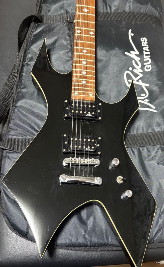 B.C. Rich ワーロック