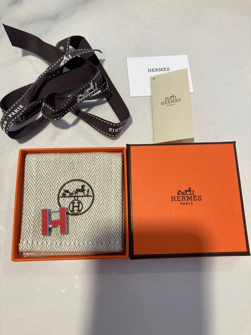 KANA 新品HERMESエルメス シングルピアス《H》ラッカーメタル