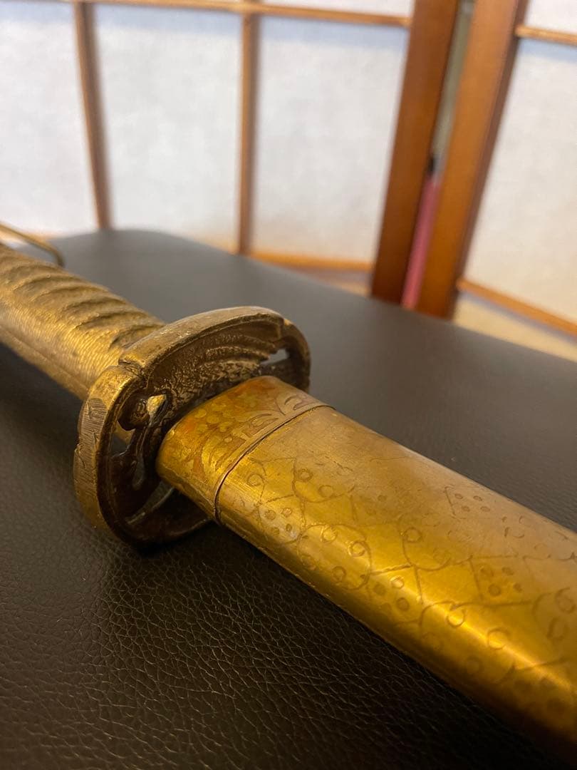 軍刀　天皇 昭和15年　佐藤小太郎　飾り軍刀　 模造刀　大　　日本刀