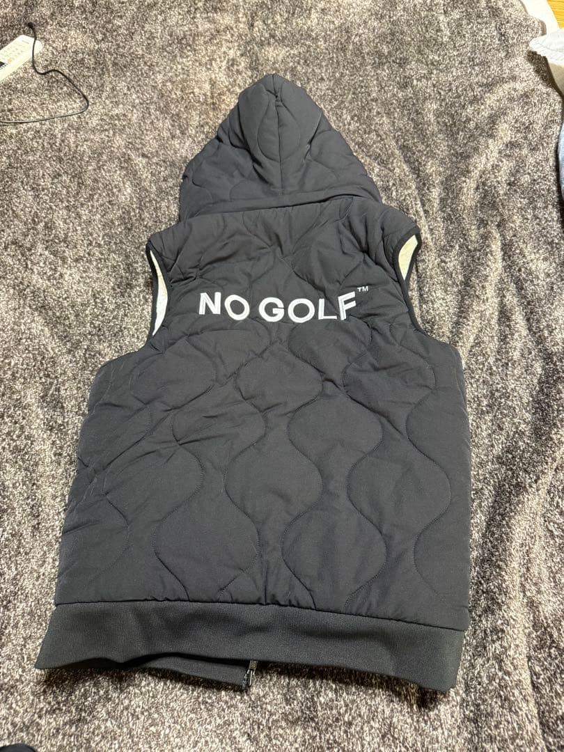 NO COFFEE CLUBHAUS フード付きダウンベスト　nogolf