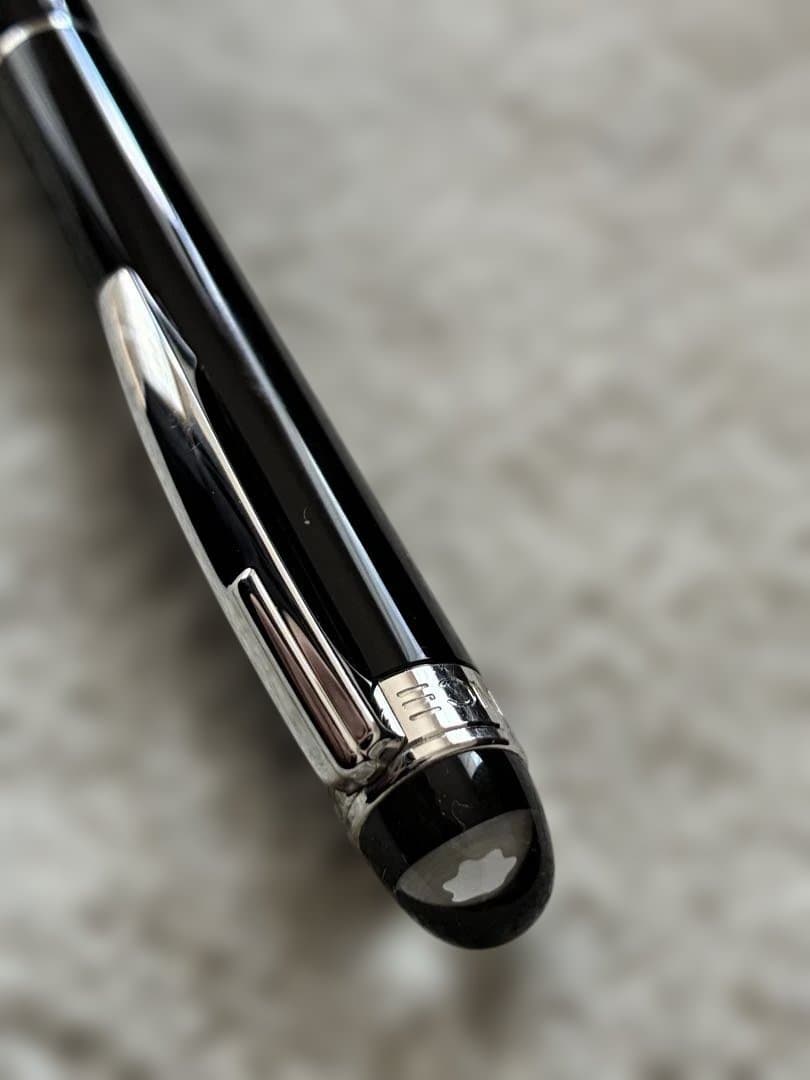 ◾️美品◾️モンブランスターウォーカーボールペン◾️ミッドナイトブラック◾️新品リフィル