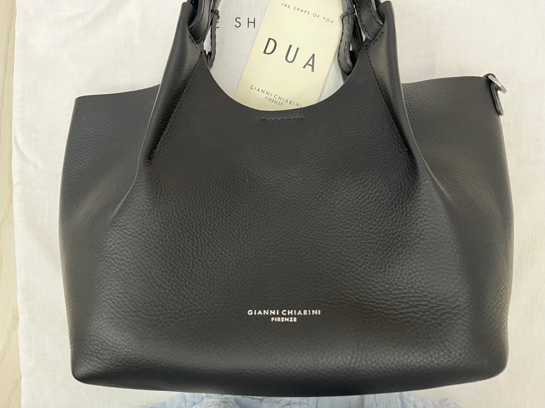 【新品未使用】GIANNI CHIARINI デュア Sイタリア製　半額価格