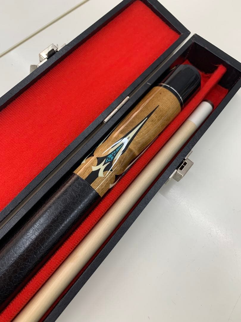 木製ビリヤードキュー ケース付き
