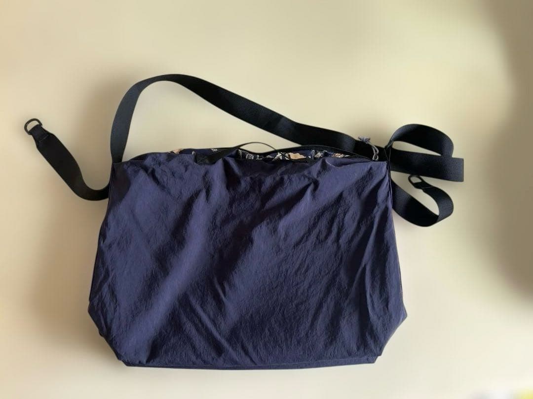 グラニフ　ジョジョ　ショルダーバッグ