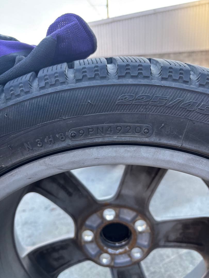 VOLVO純正ホイール スタッドレス V40 ホイールナット付き