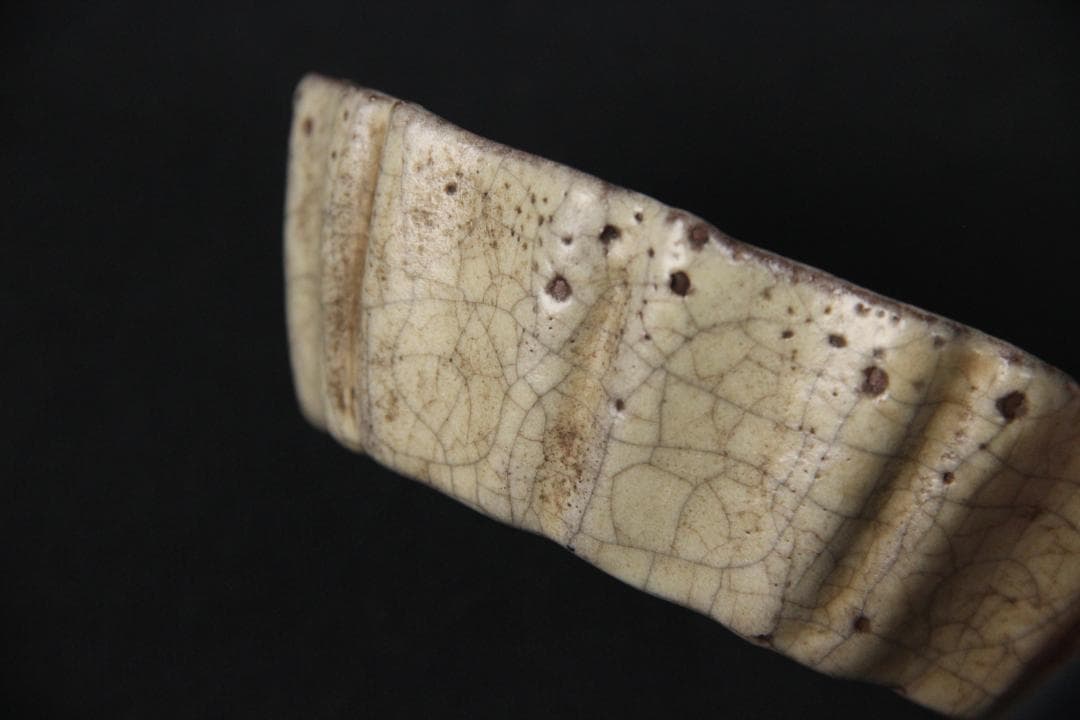 中国美術 開片釉 小皿　近代　哥窯　菱花形　茶道具　小鉢 裂紋釉 EN21-05