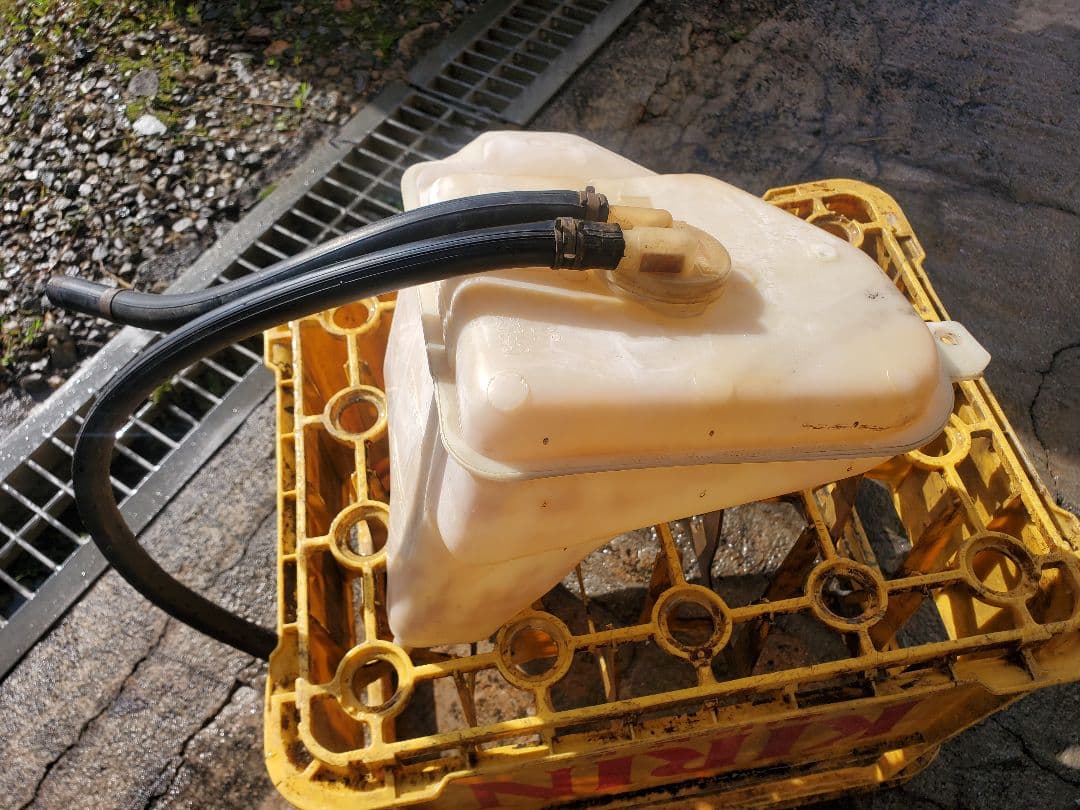 キャデラック ブロアム 92 リザーバータンク