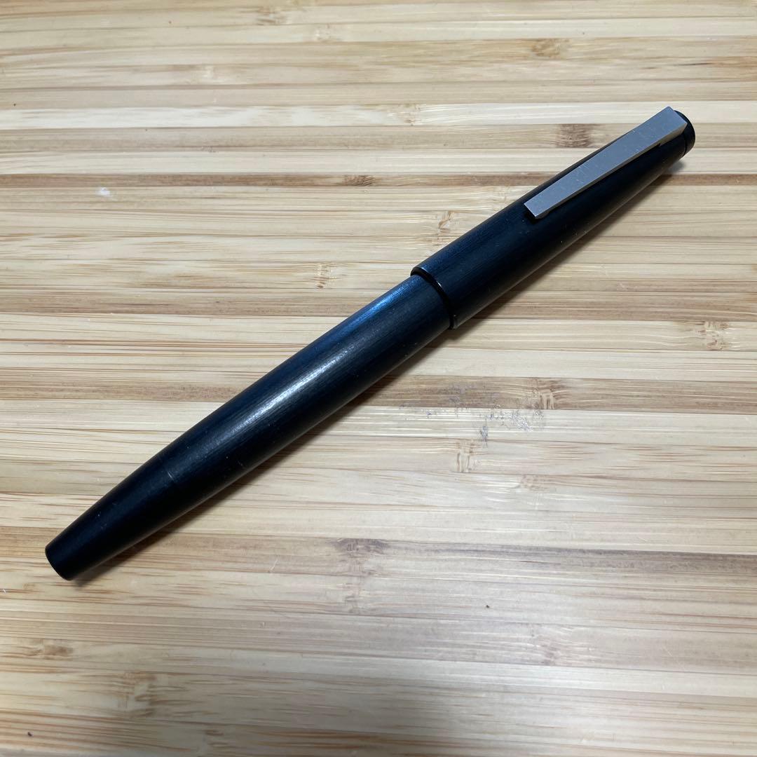 ラミーLAMY2000 水性ボールペン ローラーボール